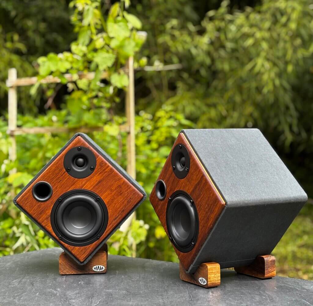 MERET 029-L, petites enceintes acoustiques