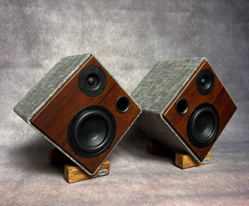 MERET 032-L, petites enceintes acoustiques