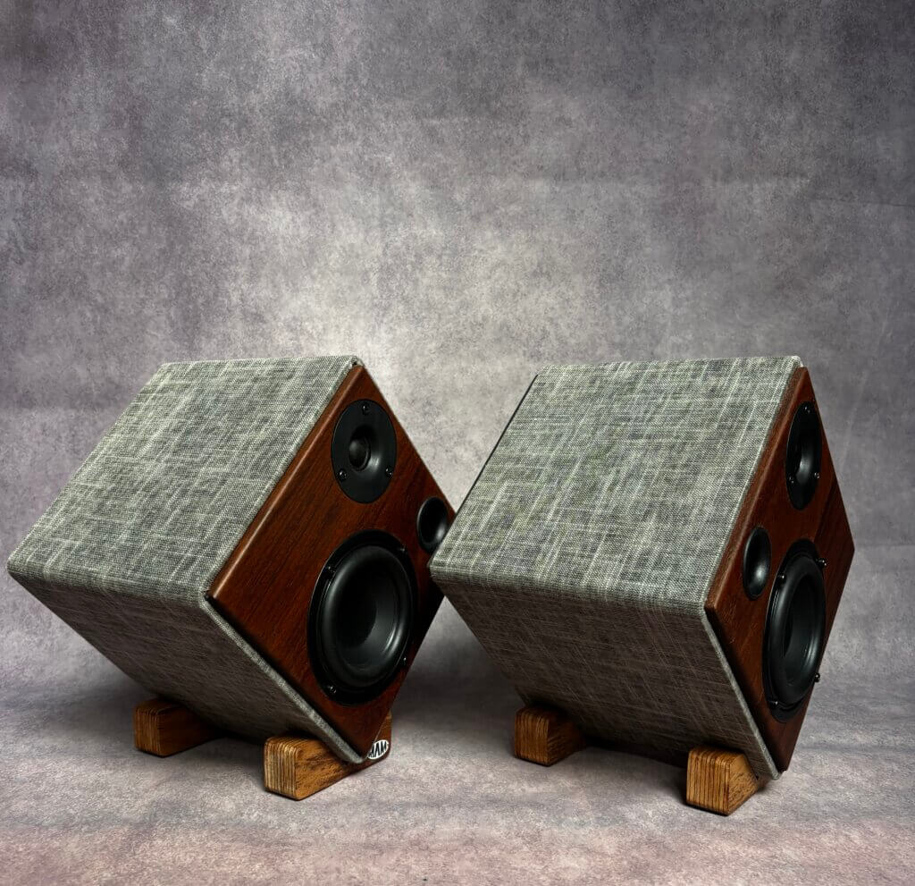 MERET 032-L, petites enceintes acoustiques