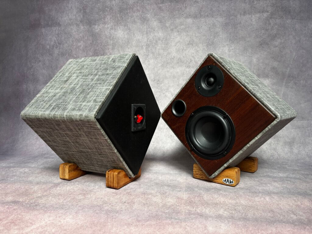 MERET 032-L, petites enceintes acoustiques